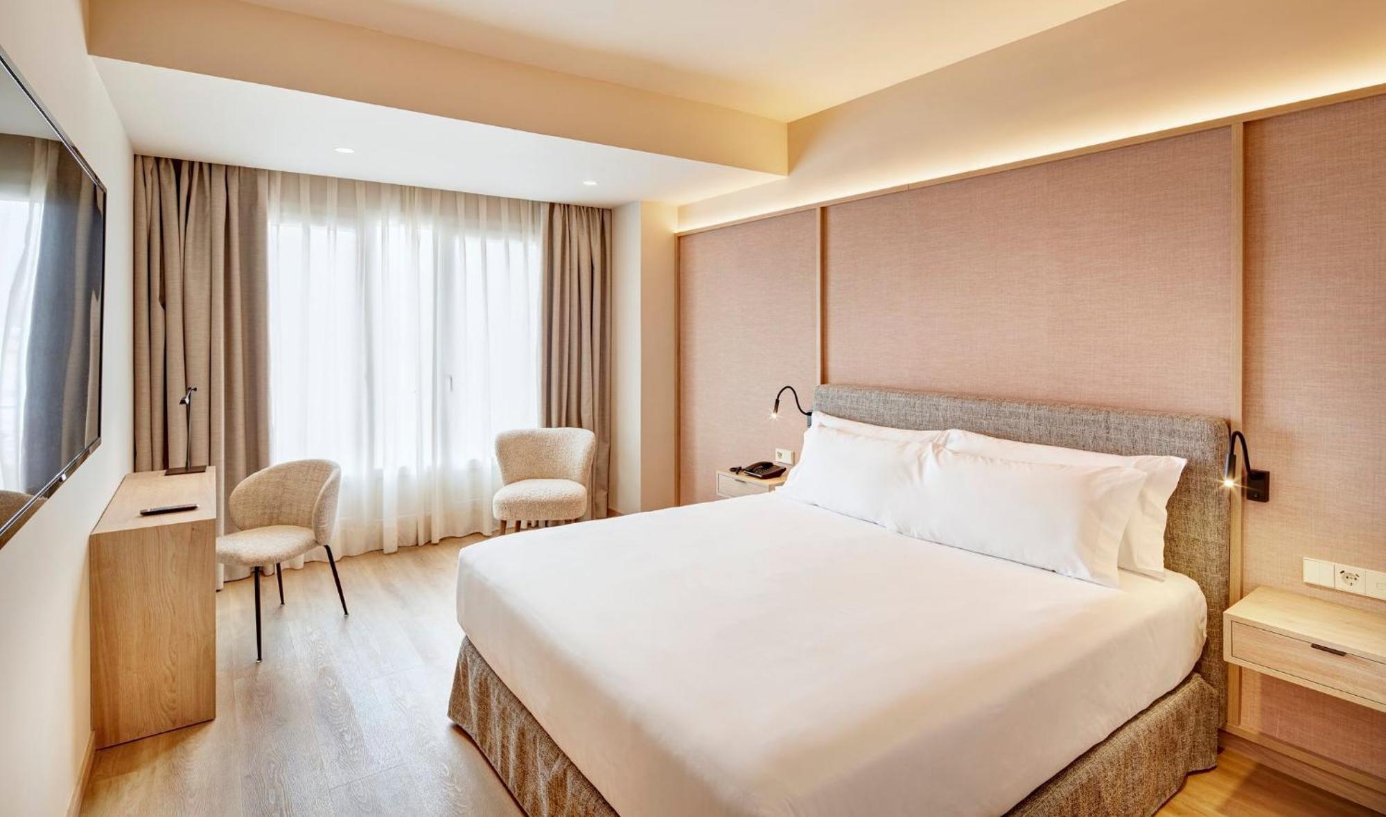 โปโซโล โฮเต็ล Hotel โปซูเอโล เด อาลาร์กอน ภายนอก รูปภาพ